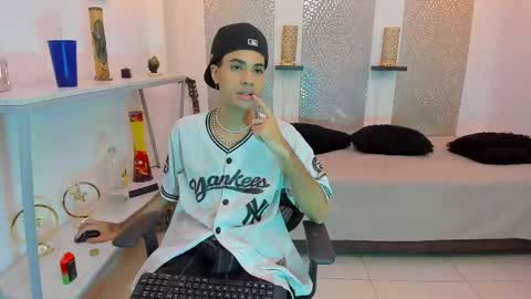 Snapshot of jacob_blackwell chatting on November 14, 12:09 am jacob_blackwell online show from November 14, 12:09 am