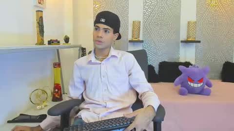 Snapshot of jacob_blackwell chatting on November 17, 7:19 pm jacob_blackwell online show from November 17, 7:19 pm