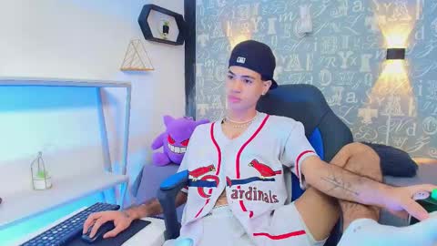 Snapshot of jacob_blackwell chatting on December 13, 7:53 pm jacob_blackwell online show from December 13, 7:53 pm