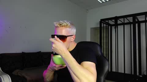 JACOB DEVON online show from September 10, 5:40 am