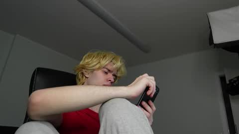 JACOB DEVON online show from February 8, 2:31 pm