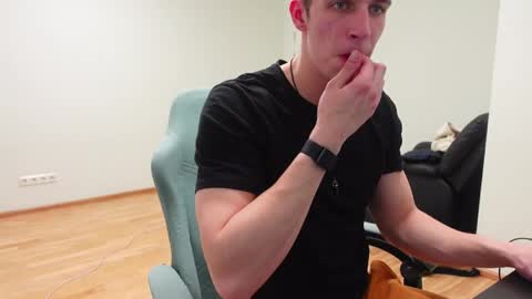 JACOB DEVON online show from April 14, 5:30 pm