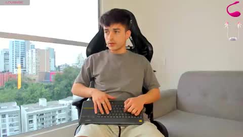 Snapshot of jacob_ferrer chatting on February 15, 8:16 pm JACOB FERRER online show from February 15, 8:16 pm