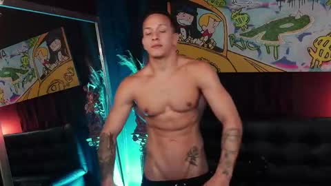 JACOB JAMES online show from April 15, 4:08 am