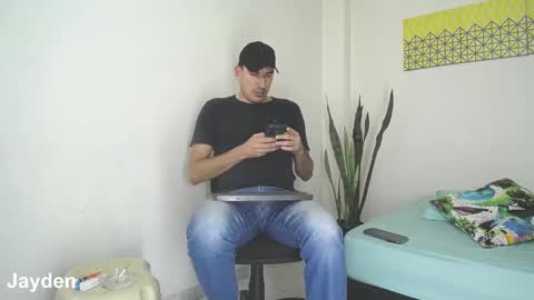 Jacob And Jayden online show from January 7, 7:28 pm