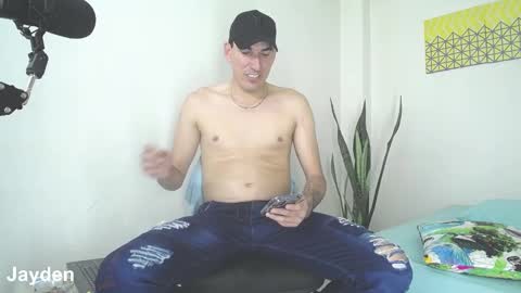 Jacob And Jayden online show from January 16, 10:44 pm