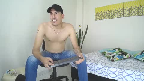 Jacob And Jayden online show from March 12, 10:39 pm