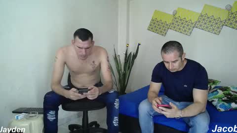 Jacob And Jayden online show from October 7, 8:06 pm