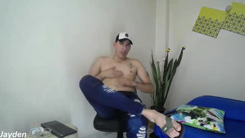 Jacob And Jayden online show from October 16, 7:04 pm