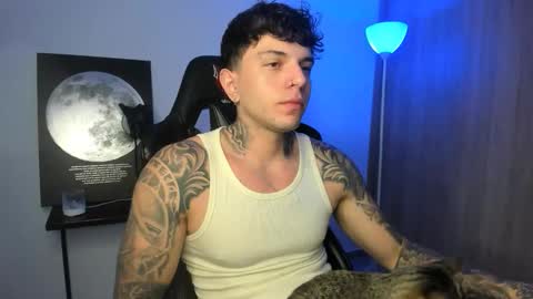 jacobb116 online show from December 20, 1:12 am