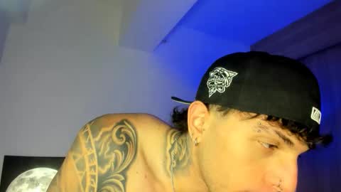 jacobb116 online show from February 28, 12:55 am