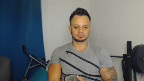 jacobjamess online show from October 24, 11:23 pm