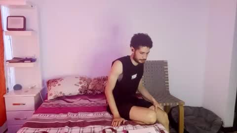 JACOB  ROBIN online show from November 6, 6:20 pm