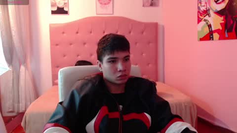 Snapshot of jacoob_smiith chatting on December 17, 3:49 pm Jacob online show from December 17, 3:49 pm