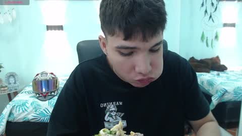 Snapshot of jacoob_smiith chatting on January 6, 9:00 pm Jacob online show from January 6, 9:00 pm