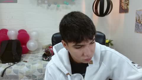 Snapshot of jacoob_smiith chatting on February 22, 11:57 am Jacob online show from February 22, 11:57 am