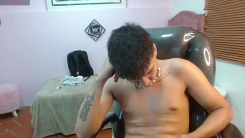 Snapshot of jacoob_smiith chatting on March 6, 5:22 pm Jacob online show from March 6, 5:22 pm