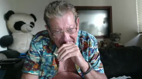 Snapshot of jacques_de_france chatting on December 19, 3:52 pm Jacques online show from December 19, 3:52 pm