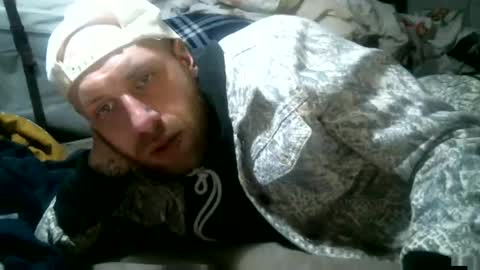 Snapshot of jacquestrap90 chatting on May 17, 9:28 am vincentlove online show from May 17, 9:28 am