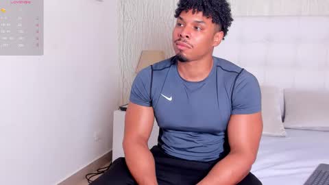 Snapshot of jacub_micke chatting on February 25, 12:31 am Jacub online show from February 25, 12:31 am