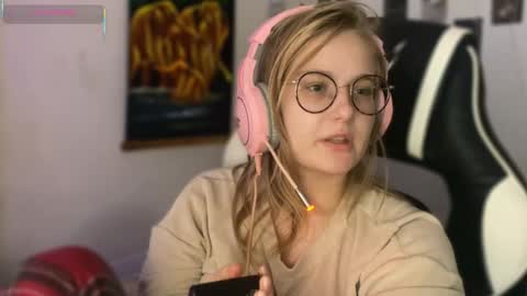 Snapshot of jacywinslat chatting on September 14, 10:31 pm jacywinslat online show from September 14, 10:31 pm