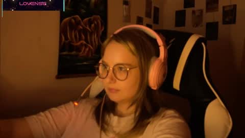 Snapshot of jacywinslat chatting on October 6, 7:44 pm jacywinslat online show from October 6, 7:44 pm