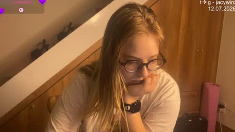 Snapshot of jacywinslat chatting on July 13, 2:20 pm jacywinslat online show from July 13, 2:20 pm