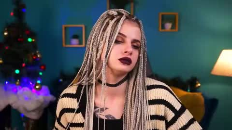 Snapshot of jade_castle chatting on December 15, 4:18 am jade_castle online show from December 15, 4:18 am