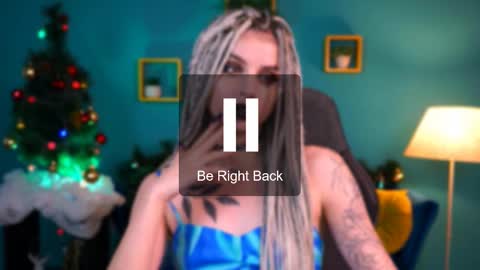 Snapshot of jade_castle chatting on December 18, 8:20 am jade_castle online show from December 18, 8:20 am