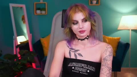 Snapshot of jade_castle chatting on January 31, 7:29 am jade_castle online show from January 31, 7:29 am