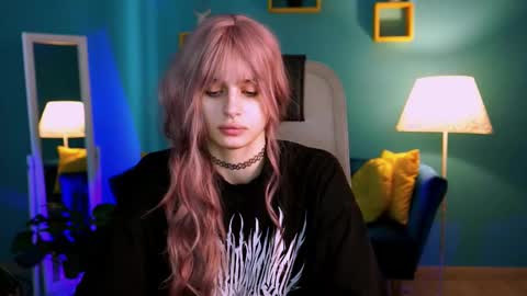 Snapshot of jade_castle chatting on March 8, 5:17 am jade_castle online show from March 8, 5:17 am