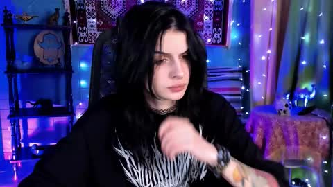 Snapshot of jade_castle chatting on February 10, 4:33 pm jade_castle online show from February 10, 4:33 pm