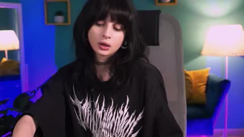 Snapshot of jade_castle chatting on February 28, 5:03 pm jade_castle online show from February 28, 5:03 pm