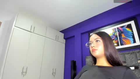 Snapshot of jade_lovv chatting on May 30, 12:13 pm jade_lovv online show from May 30, 12:13 pm