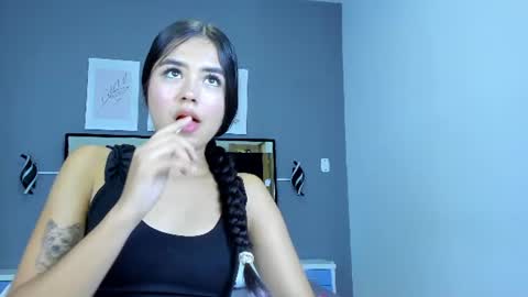 Snapshot of jade_lovv chatting on July 1, 7:35 pm jade_lovv online show from July 1, 7:35 pm