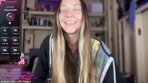 Snapshot of jade_margot chatting on February 24, 4:54 am Jade Margot online show from February 24, 4:54 am