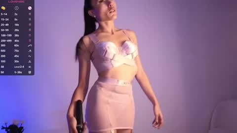 Jade Paris online show from October 5, 11:41 am