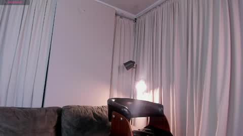 Snapshot of jade_star__ chatting on June 6, 12:27 am jade_star__ online show from June 6, 12:27 am