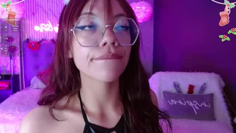 JADE online show from December 18, 8:59 pm