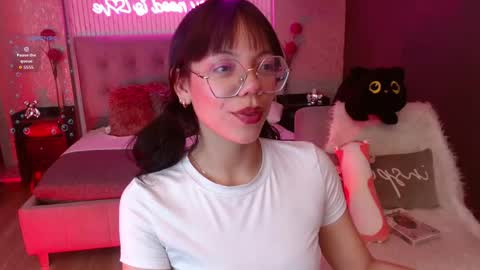 JADE online show from February 12, 8:59 pm