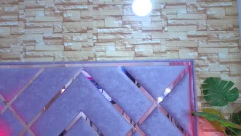 jade white  online show from March 2, 1:18 pm