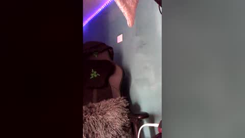 jadealexas online show from May 5, 1:30 pm