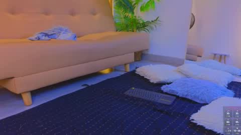 jadee__ online show from November 23, 3:28 am