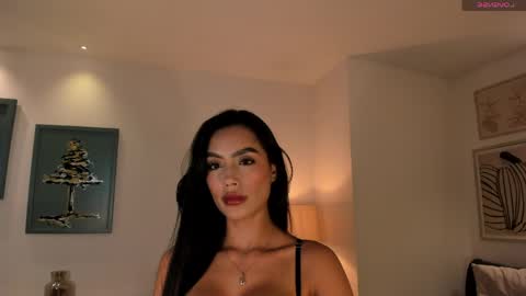 JADE EVANS online show from March 21, 7:28 pm