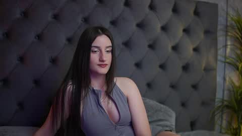  Jade  online show from May 29, 7:34 pm