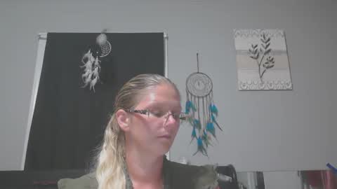 Snapshot of jadeluv chatting on June 8, 1:50 am JadeLuv online show from June 8, 1:50 am