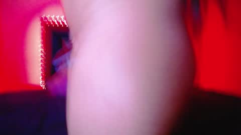 Snapshot of jademadisson chatting on March 31, 7:42 am jade online show from March 31, 7:42 am