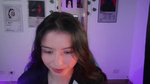 Snapshot of jademonet_ chatting on April 16, 3:51 am Jade 3 online show from April 16, 3:51 am