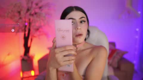 Jade Summer online show from April 15, 11:39 am