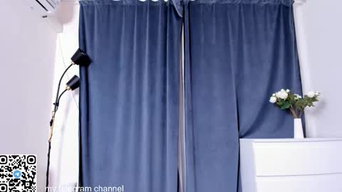 Helen online show from February 28, 7:59 pm